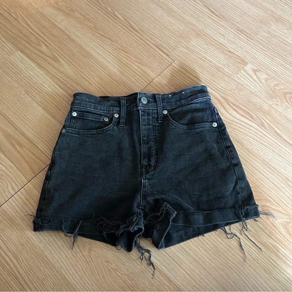 Madewell Pants - Madewell Black High Rise Denim Shorts Size 24